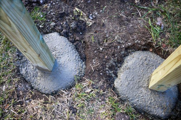 Cost of Post Hole Excavation in Monument